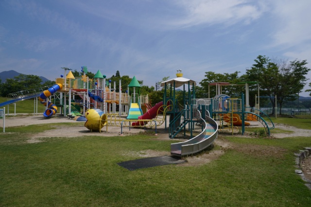 奈義町総合運動公園(B&G海洋センター)